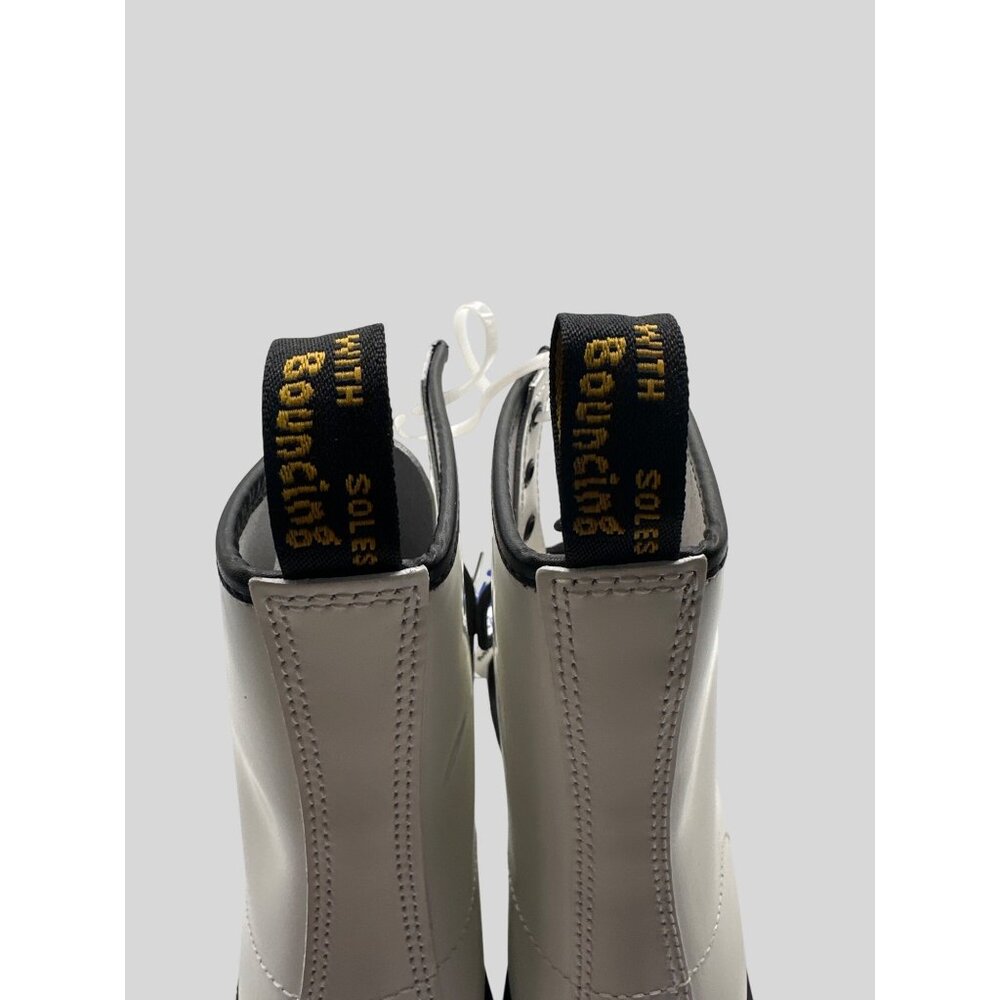 Dr. Martens 10/11 Unisex Genuine AirWair Leather Style 101 YS Leather White Boot - Picture 8 of 10